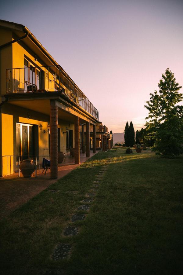 Fattoria Degli Usignoli Guest House San Donato in Fronzano Ngoại thất bức ảnh